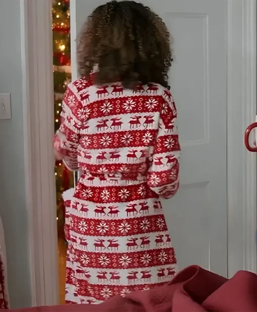 Believe in Christmas Meghan Ory Fur Robe - Image 2