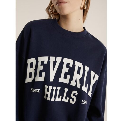 Oversized Navy Blue Sweatshirt - Image 4